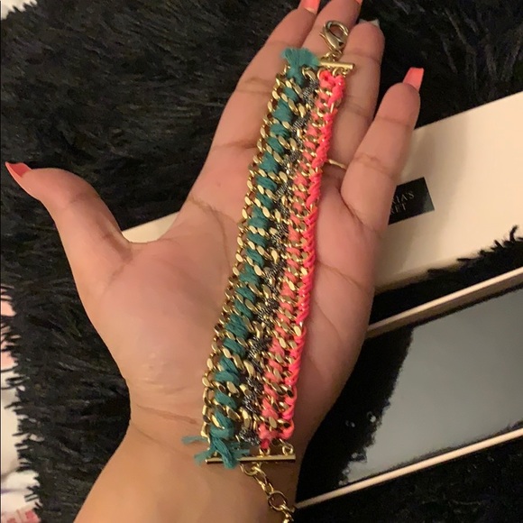 Never woren - Picture 3 of 3